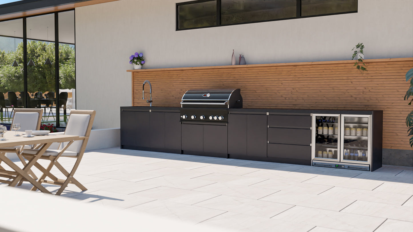 Outdoor Kitchen Set up Black